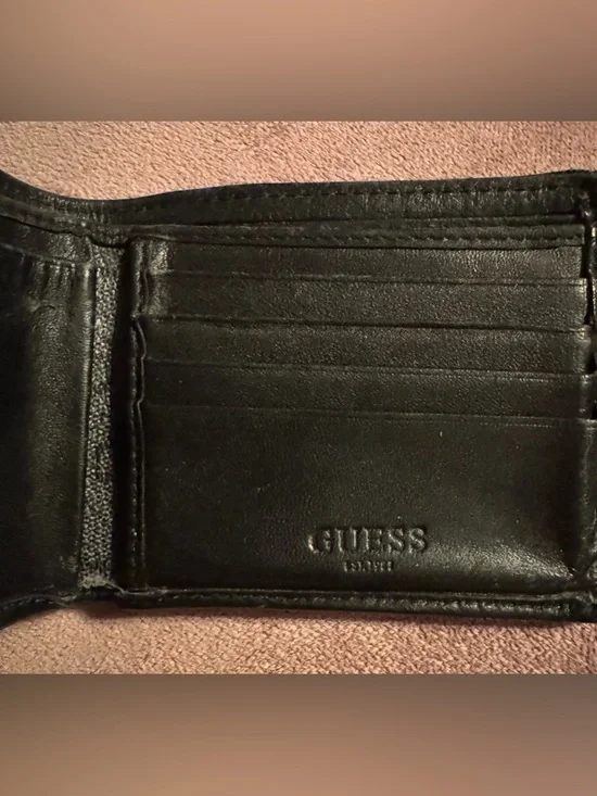 Guess Grey Textured Wallet with Subtle Monogram Pattern - Picture 8 of 14